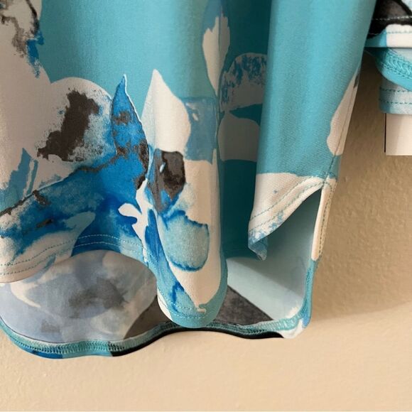 Clara Sunwoo Floral Print Tie Cuff Top Vibrant Blue Lightweight Sz Medium NWT - Picture 8 of 16